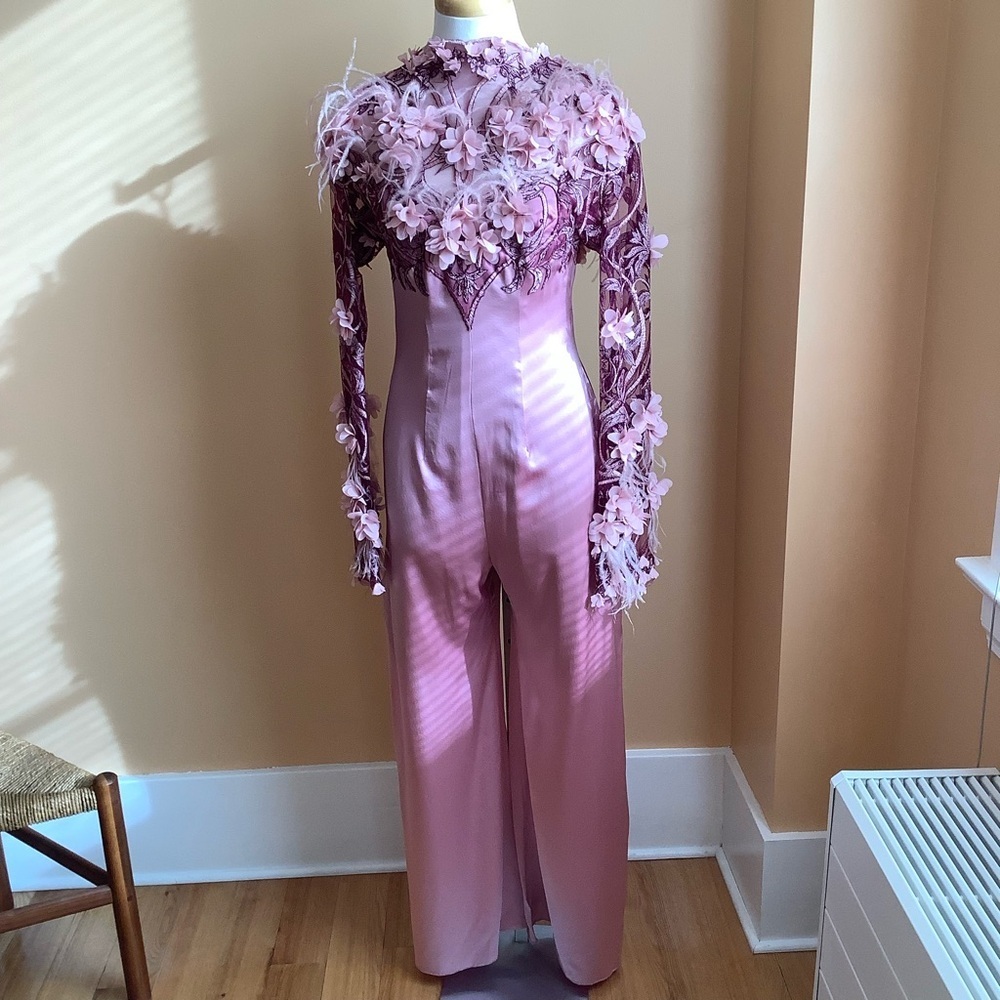Designer Couture Pink Silk Jumpsuit Floral Appliqué Size Small - Picture 3 of 16